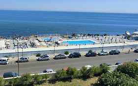 Seafront Suites