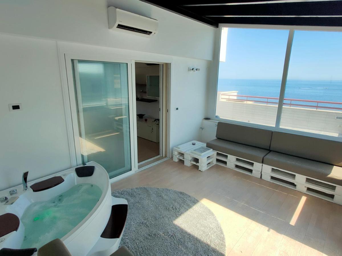 Seafront Suites Bari Extérieur photo