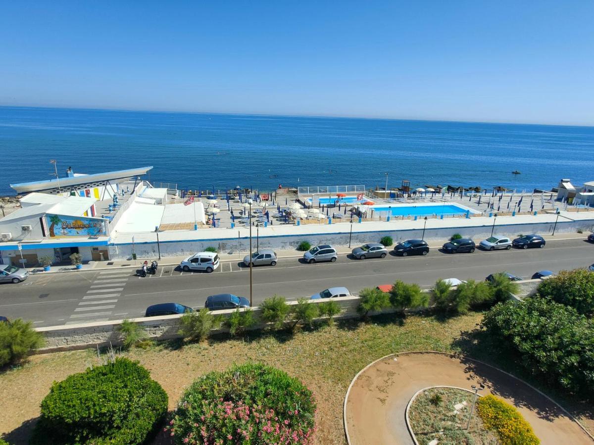Seafront Suites Bari Extérieur photo